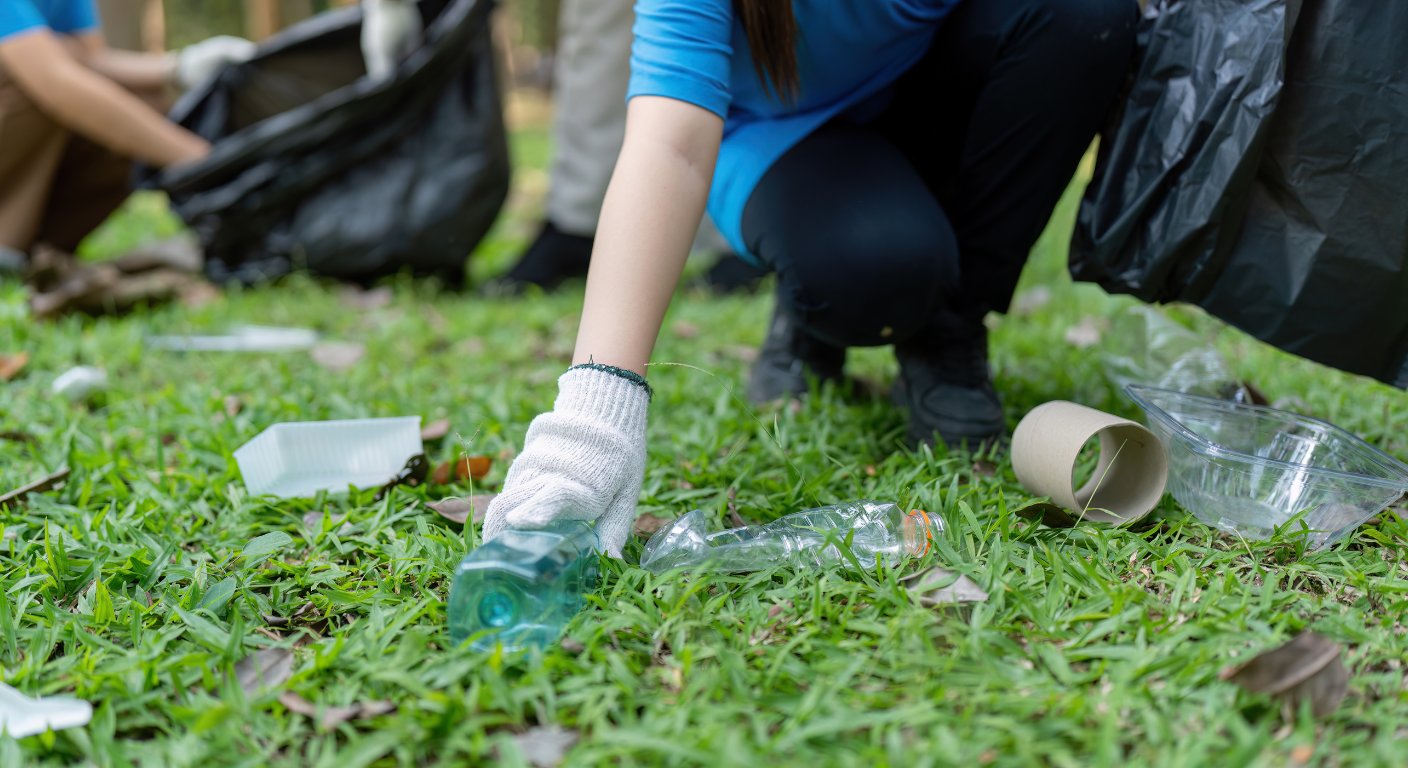 Hiring a Cleaning Service Thumbnail